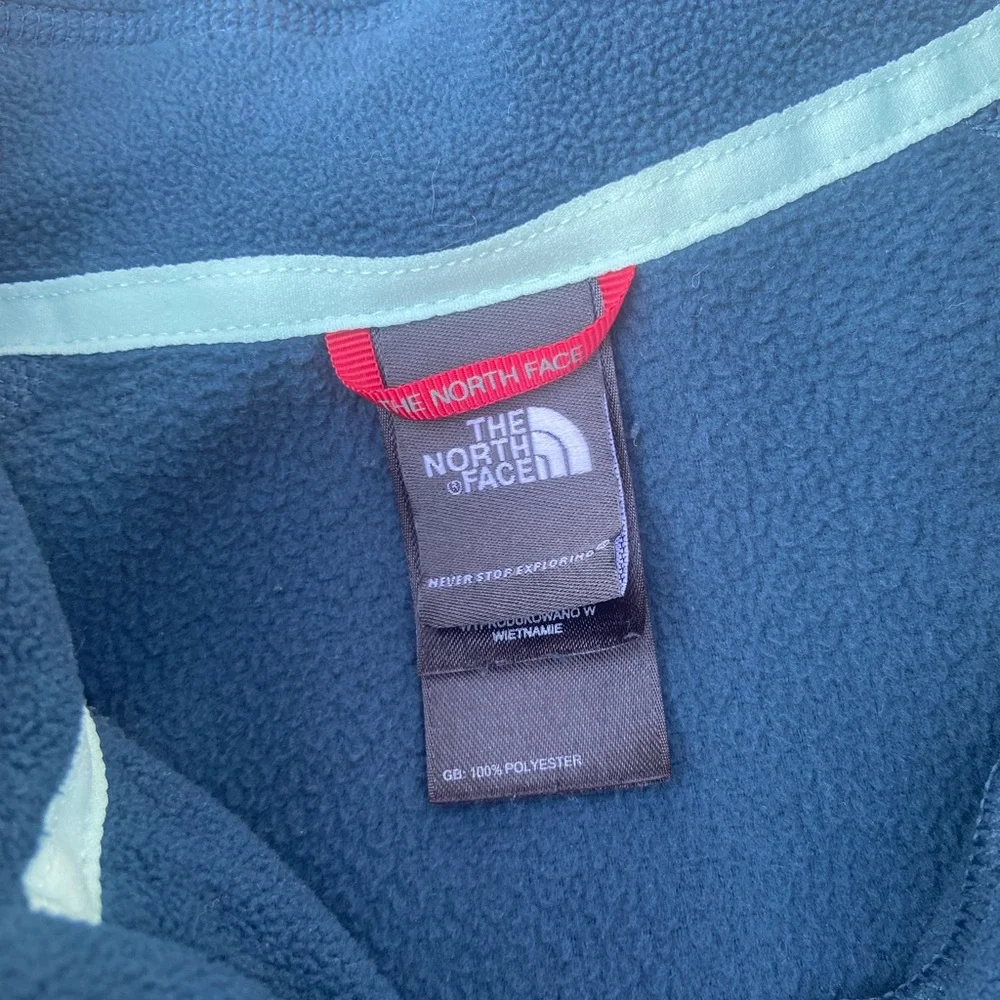 The North Face Fleece Quarter-Zip - Picture 5 of 7